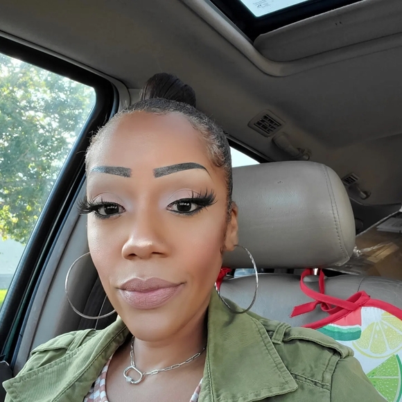 Meet your Posher, Adaysha - Picture 7 of 16